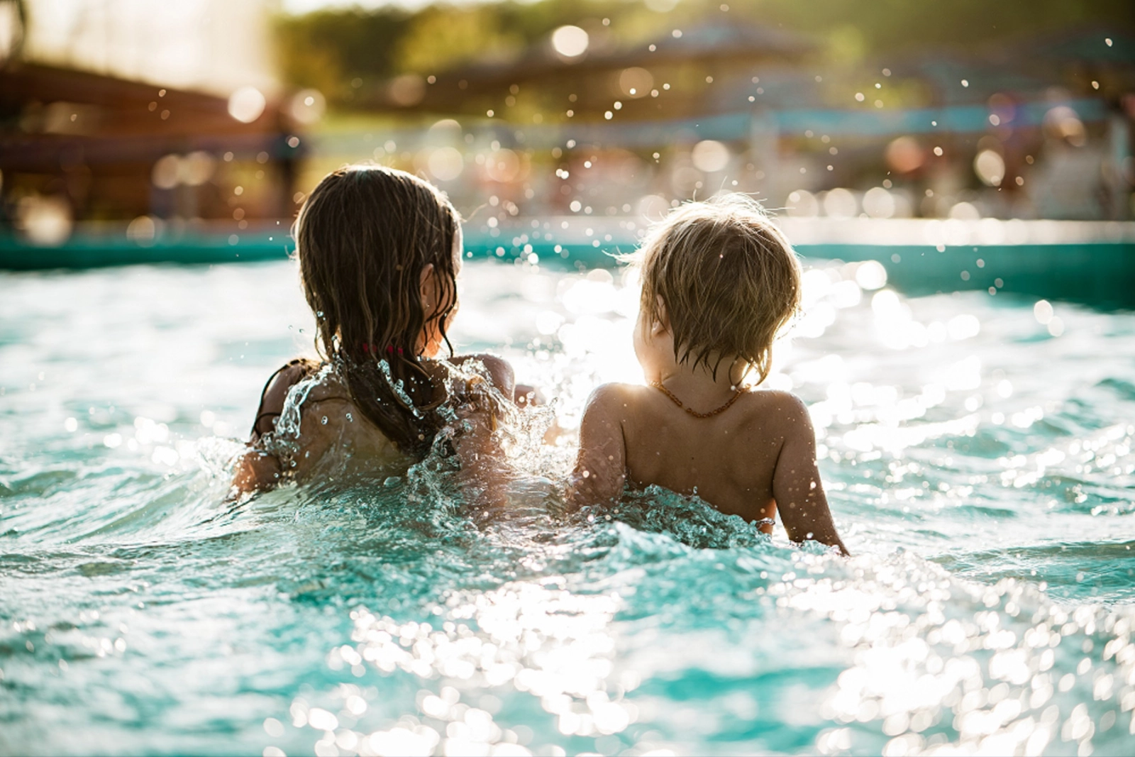 contagiarme de piojos en la piscina